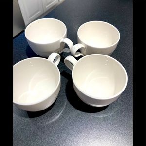 Mikasa  Fine China coffee cups. White Velvet pattern.  Set of 4. Host Pick🎉🎉